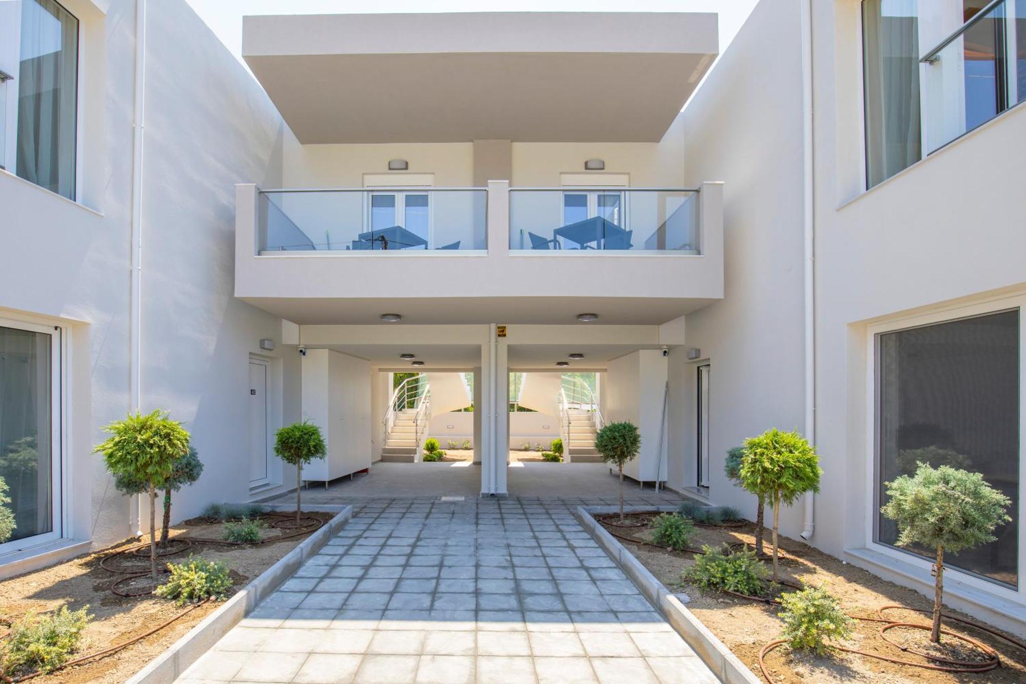 Tertsa Suites Exterior photo